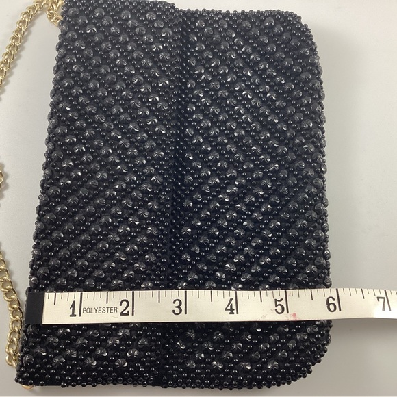 Vintage Handmade Black Beaded Purse With Satin Lining And 15” Gold Tone Chain. - Picture 9 of 10